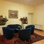 Le Cardinal Hotel 3*