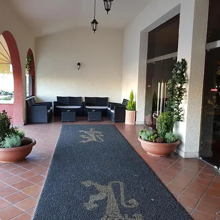 Hotel Le Cardinal 3*