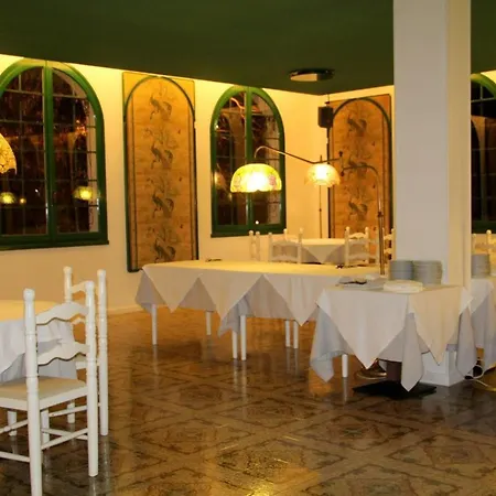 Hotel Le Cardinal