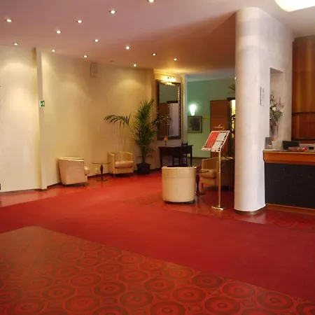 Le Cardinal 3* Bastiglia