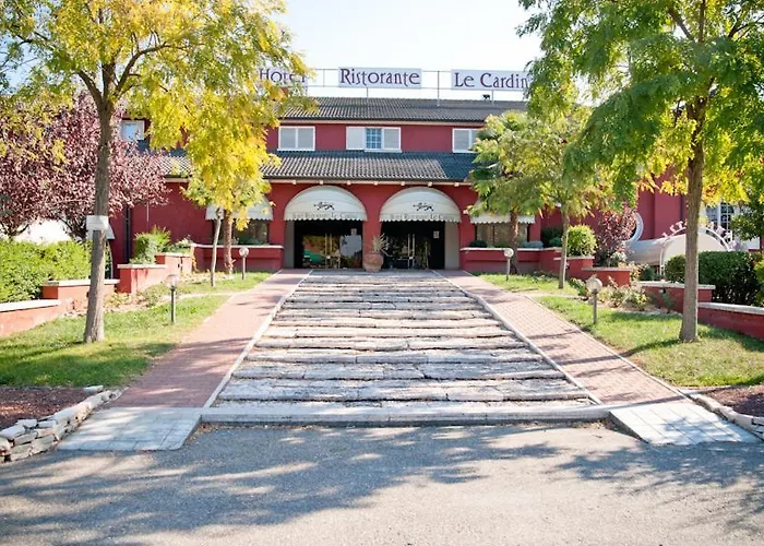 Le Cardinal 3*