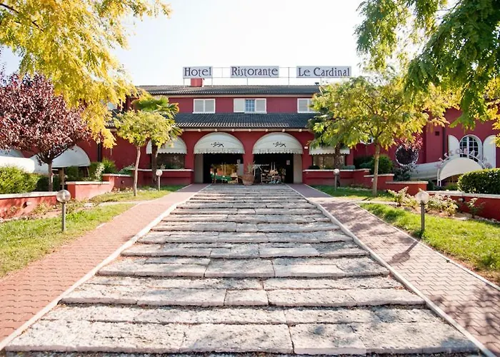 Hotel Le Cardinal