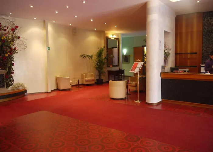 Le Cardinal 3* Bastiglia